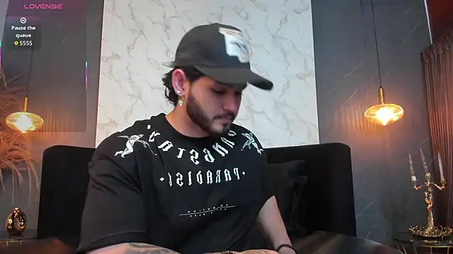 ElianKeiser online show from 11/21/25, 01:10