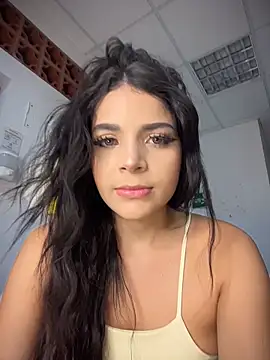 Snapshot of ArieliciousXXX chatting on 06/13/26, 01:20 ArieliciousXXX online show from 06/13/26, 01:20