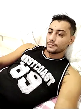 gooddboy01 online show from 10/16/25, 11:00