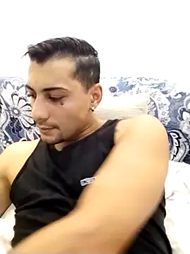 gooddboy01 online show from 10/29/25, 07:15