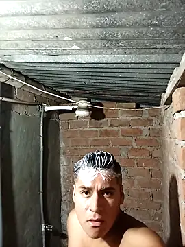 Alex321Flores online show from 02/07/26, 01:42