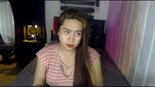 Snapshot of natalia_hernandez chatting on 10/03/25, 10:12 natalia hernandez online show from 10/03/25, 10:12