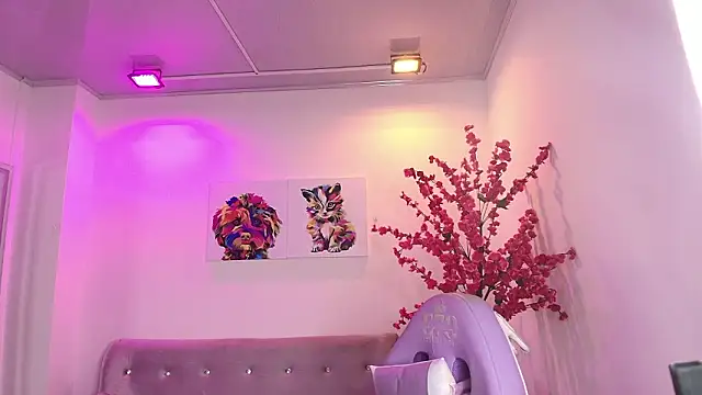 Summer miller online show from 03/06/26, 11:39