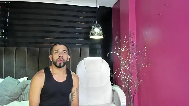 Snapshot of Lobo_sex21 chatting on 10/11/25, 07:45 Lobo sex21 online show from 10/11/25, 07:45