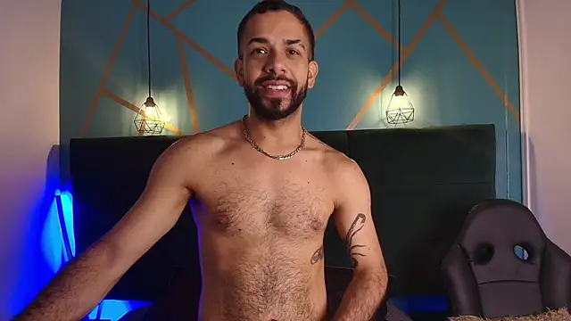 Snapshot of Lobo_sex21 chatting on 11/16/25, 01:28 Lobo sex21 online show from 11/16/25, 01:28