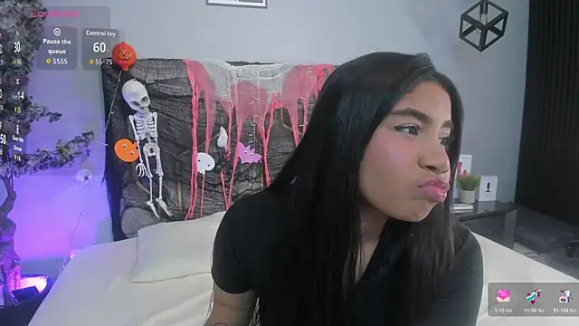 Snapshot of Nahomycarterr chatting on 10/30/25, 07:47 Nahomycarterr online show from 10/30/25, 07:47