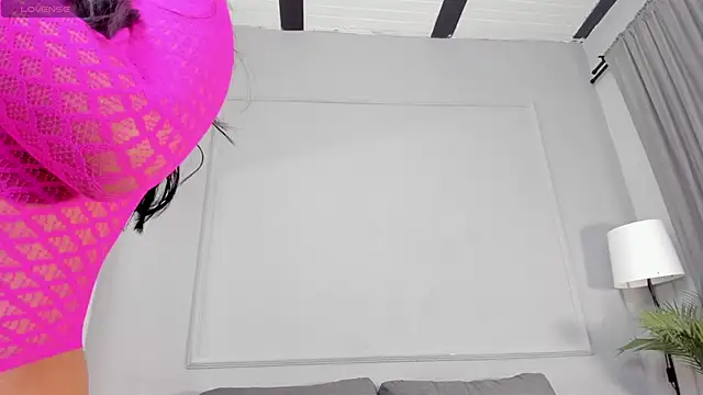 Nahomycarterr online show from 02/10/26, 11:47