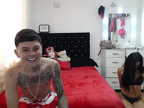 Julieta and james online show from 10/08/25, 09:12