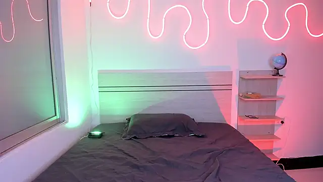 luccas ferreira online show from 11/10/25, 07:13