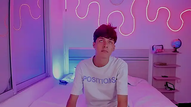 luccas ferreira online show from 12/05/25, 08:16