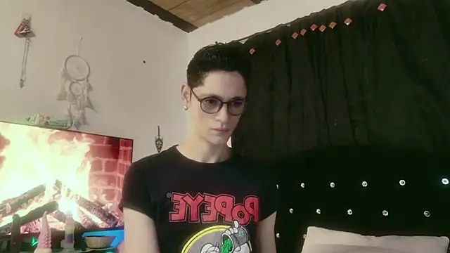 Snapshot of Tyler_cat chatting on 10/23/25, 11:09 Tyler cat online show from 10/23/25, 11:09