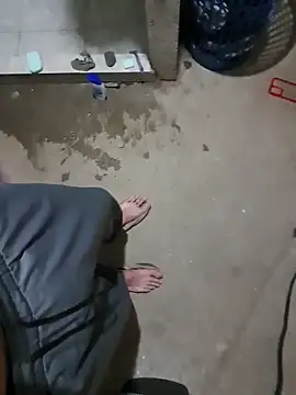 Snapshot of DanielTorres1 chatting on 12/21/25, 01:46 DanielTorres1 online show from 12/21/25, 01:46