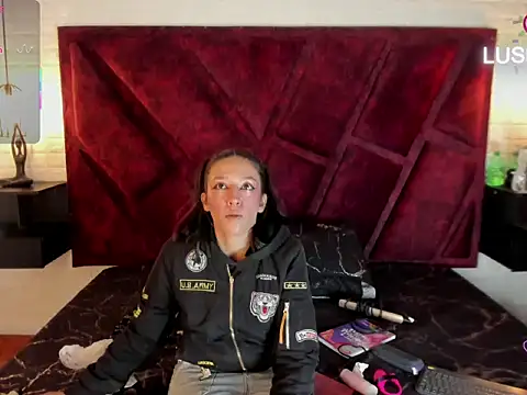 Julieta Slav3 online show from 03/19/26, 09:19