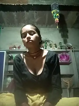 Snapshot of Cuty_kanchna chatting on 10/12/25, 10:31 Cuty kanchna online show from 10/12/25, 10:31