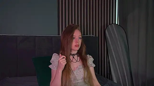 Snapshot of KathyStewart chatting on 10/04/25, 04:32 KathyStewart online show from 10/04/25, 04:32