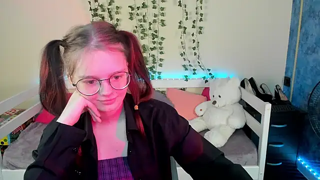 shy elina01 online show from 10/02/25, 11:39