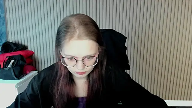 shy elina01 online show from 10/07/25, 10:34