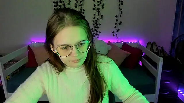 shy elina01 online show from 10/24/25, 10:44