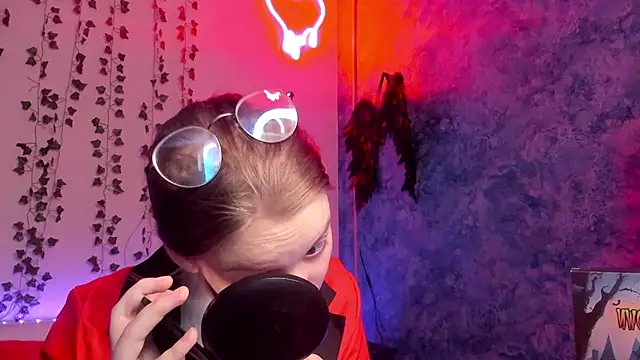 shy elina01 online show from 10/28/25, 10:41