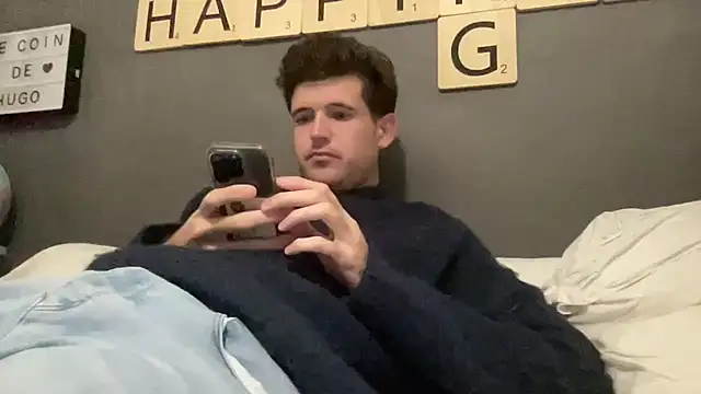 Snapshot of VersaGoo chatting on 11/10/25, 06:18 VersaGoo online show from 11/10/25, 06:18