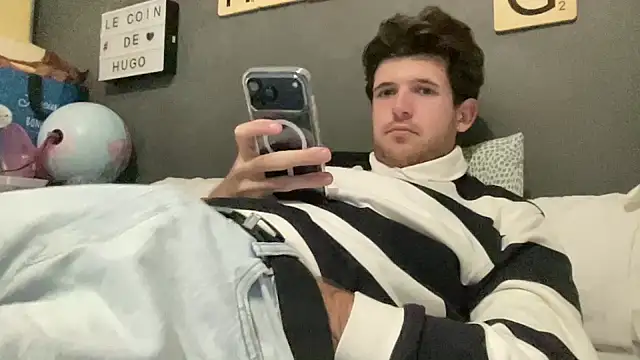 Snapshot of VersaGoo chatting on 12/05/25, 06:26 VersaGoo online show from 12/05/25, 06:26