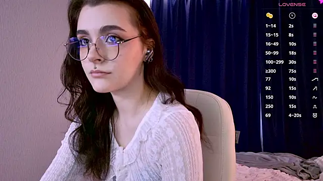 ElizabethMilller  online show from 07/07/26, 02:03
