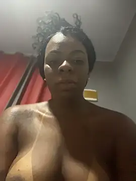 Priihmedeiros online show from 05/15/26, 08:54