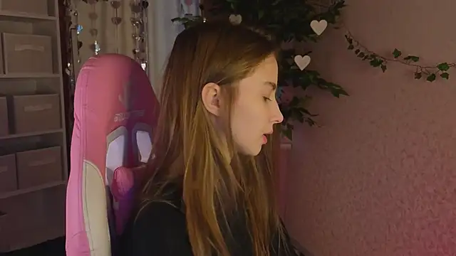 L1na Reeds online show from 03/04/26, 01:11