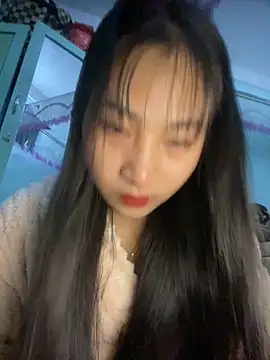 Snapshot of banlinh004 chatting on 12/01/25, 02:33 banlinh004 online show from 12/01/25, 02:33