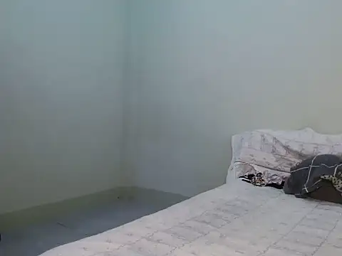 TeaseNPlease 13 online show from 02/01/26, 09:24