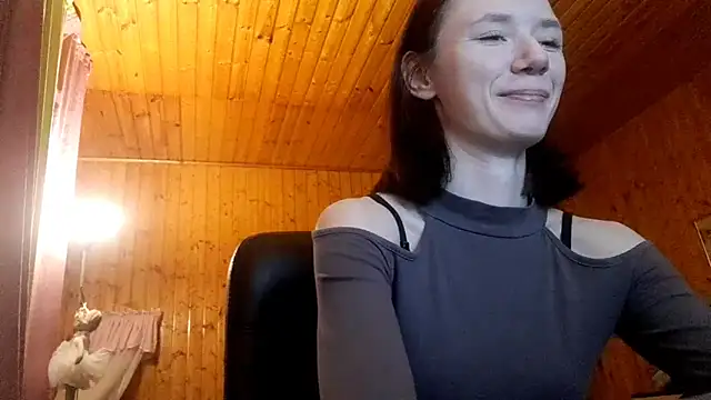 Snapshot of LidaGreist chatting on 10/07/25, 03:31 LidaGreist online show from 10/07/25, 03:31