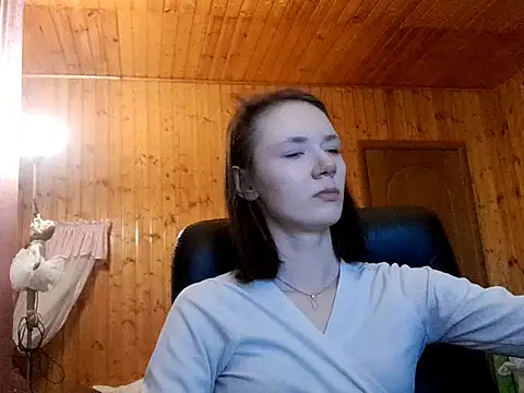 Snapshot of LidaGreist chatting on 10/10/25, 03:11 LidaGreist online show from 10/10/25, 03:11