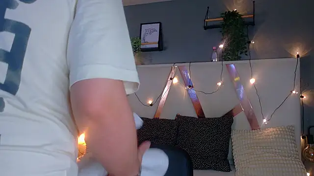 Snapshot of LiamThunder05_ chatting on 12/05/25, 07:43 LiamThunder05 online show from 12/05/25, 07:43