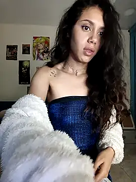 caramel doll   online show from 10/18/25, 10:05