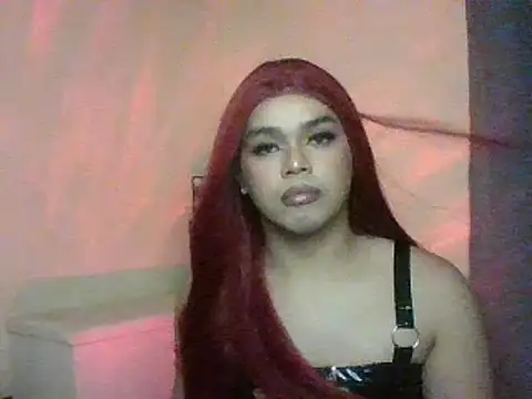 Snapshot of TarahFox chatting on 10/04/25, 03:32 TarahFox online show from 10/04/25, 03:32
