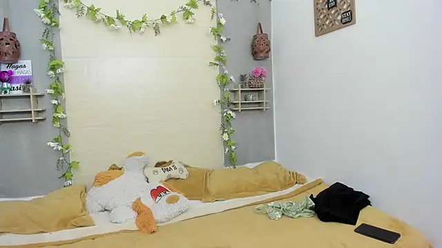 Snapshot of saaracoleman chatting on 10/08/25, 02:53 saaracoleman online show from 10/08/25, 02:53