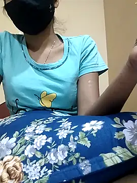 Snapshot of swethareddyy9119 chatting on 11/20/25, 05:34 swethareddyy9119 online show from 11/20/25, 05:34