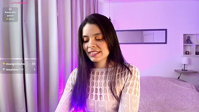 victoria stern online show from 10/04/25, 12:14