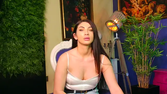 nicolepalmer online show from 10/14/25, 05:36