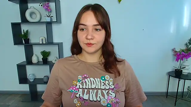 OliviaMontgommery online show from 11/10/25, 06:45