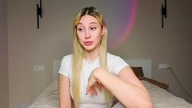 foxy vivi online show from 11/05/25, 03:34