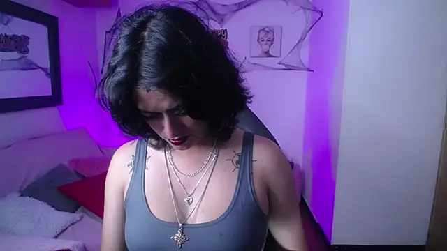 Snapshot of Andy_Eagleton_20_ chatting on 10/12/25, 03:05 Andy Eagleton 20 online show from 10/12/25, 03:05