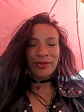 Snapshot of Alanna_Foxx_ chatting on 12/04/25, 03:10 Alanna Foxx online show from 12/04/25, 03:10