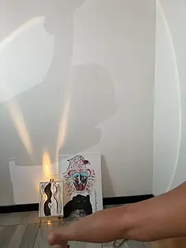 Qadeshoficial online show from 10/25/25, 09:09