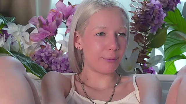 RanyThomson online show from 12/21/25, 11:28