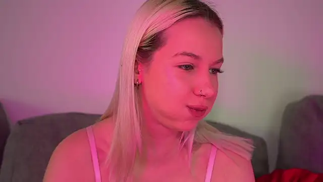 RanyThomson online show from 04/26/26, 08:45