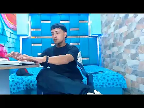 Snapshot of dazo_vnzl12 chatting on 10/23/25, 07:45 dazo vnzl12 online show from 10/23/25, 07:45