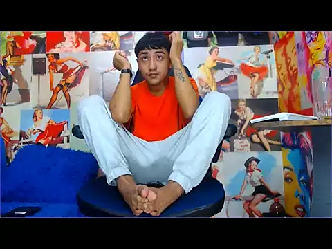 Snapshot of dazo_vnzl12 chatting on 12/05/25, 05:42 dazo vnzl12 online show from 12/05/25, 05:42