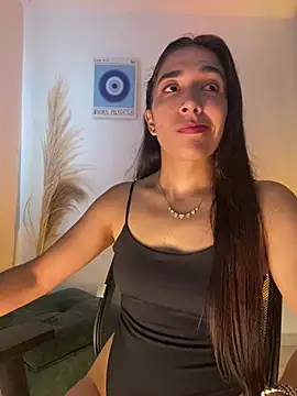 SabrinaEvanss  online show from 06/26/26, 08:02