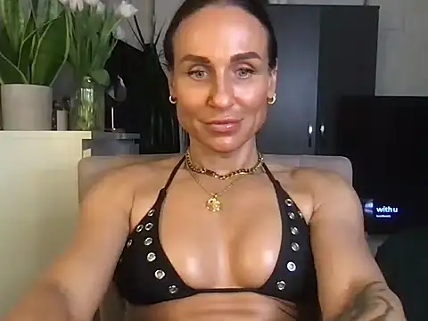 GluteQueenE online show from 01/10/26, 05:15